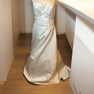 Private Collection wedding dress  6